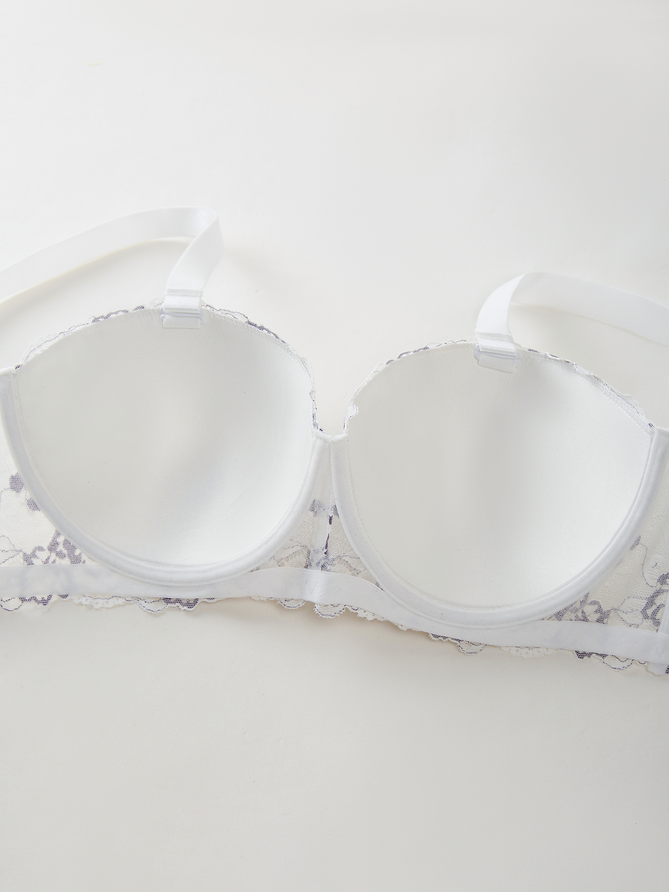 Plus Size Lace & Embroidery Wo - Underwire Bra Padded 리뷰 및 가격